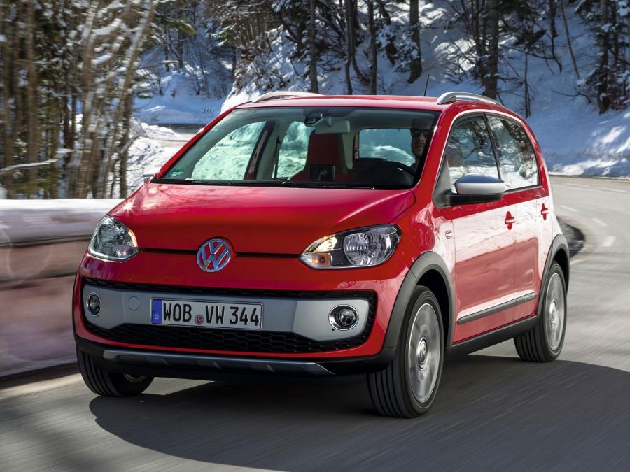  Volkswagen Cross up! 2013 года  (фото 12 из 44)
